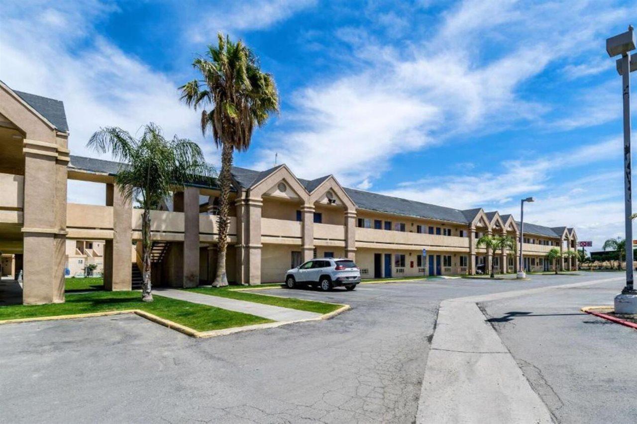 6-buttonwillow, Ca 3*