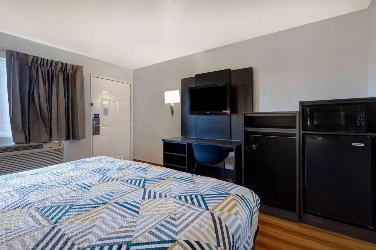 Hotel 6-buttonwillow, Ca Buttonwillow