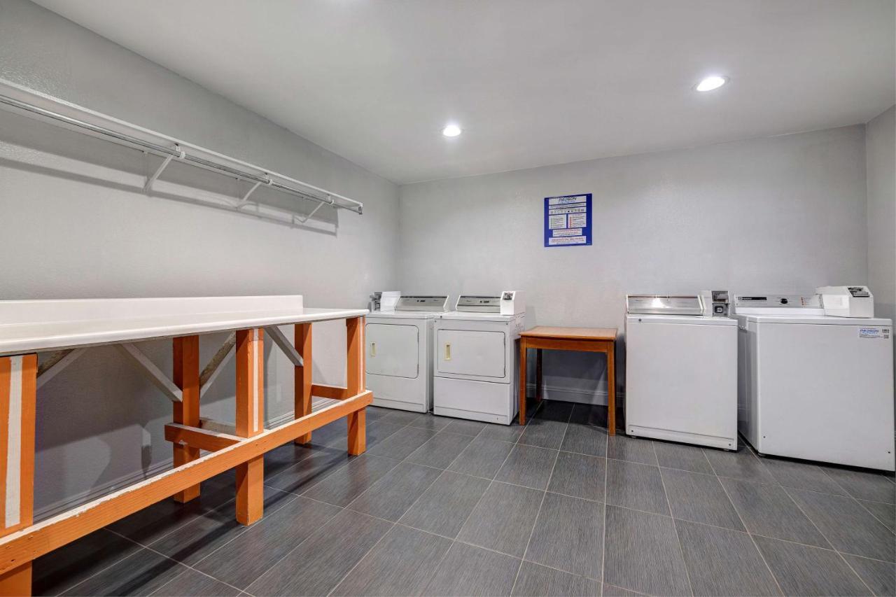 6-buttonwillow, Ca Hotel 3*