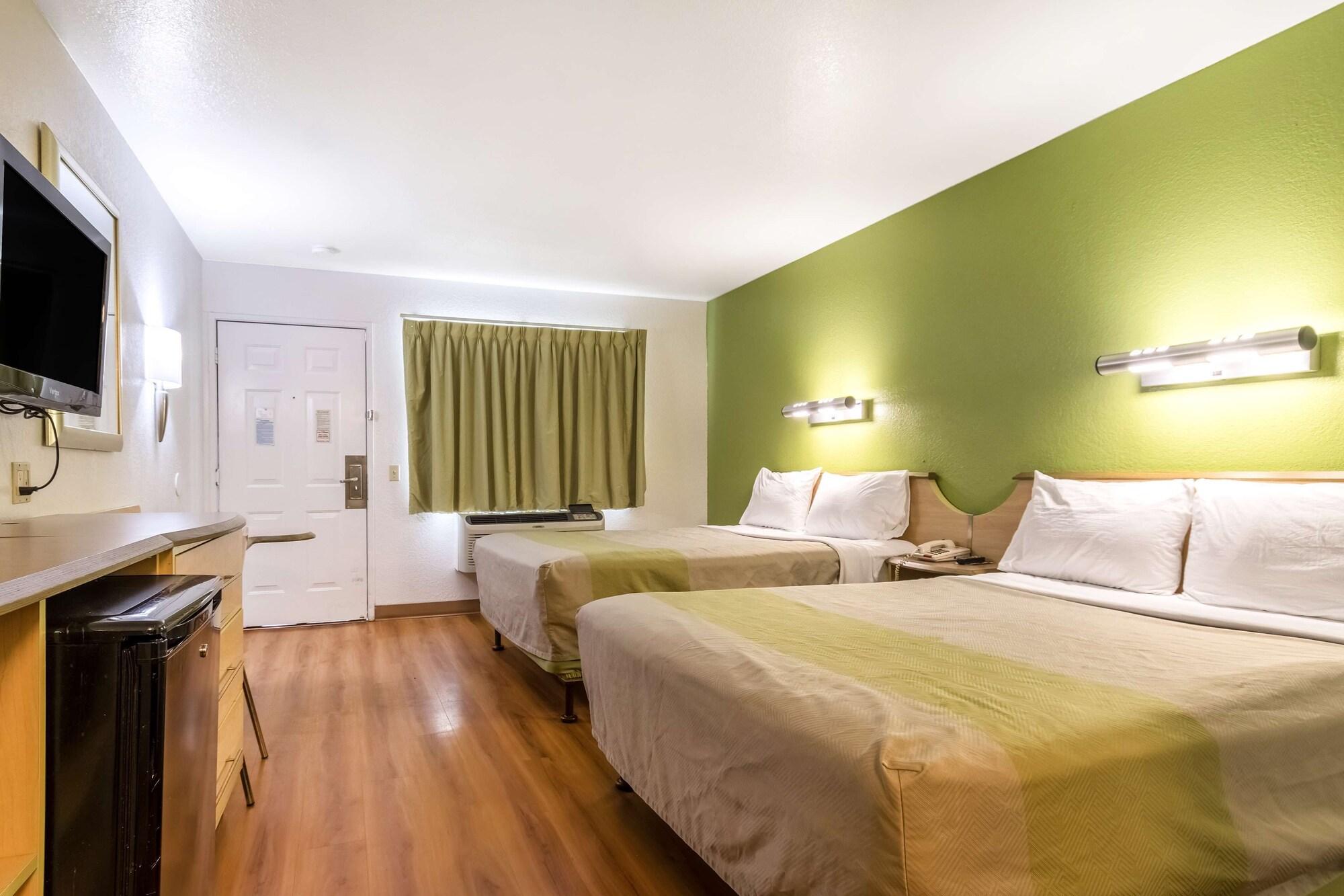 Hotel 6-buttonwillow, Ca 3*