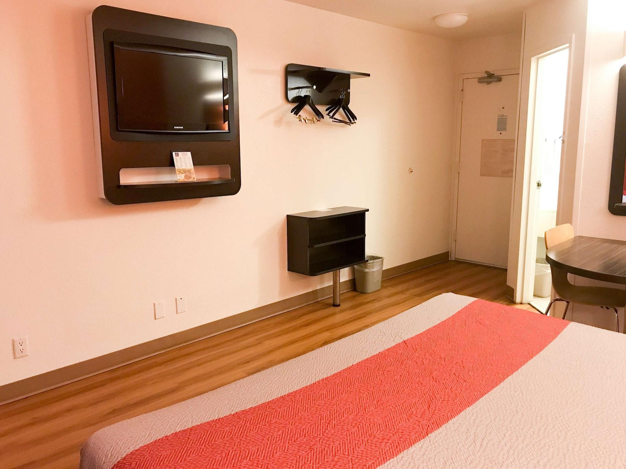 6-buttonwillow, Ca 3*