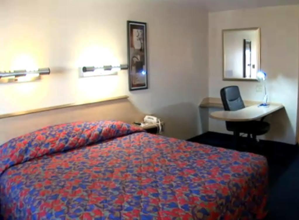 Hotel 6-buttonwillow, Ca